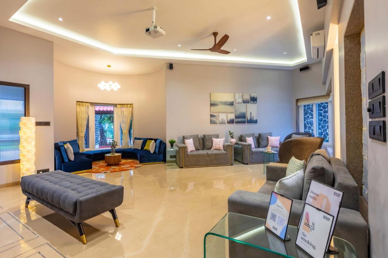 The Grey Medley By Stayvista With Mediterranean Interiors, Swimming Pool, Jacuzzi, Projector & A Lush Lawn With Gazebo Lonavala Εξωτερικό φωτογραφία