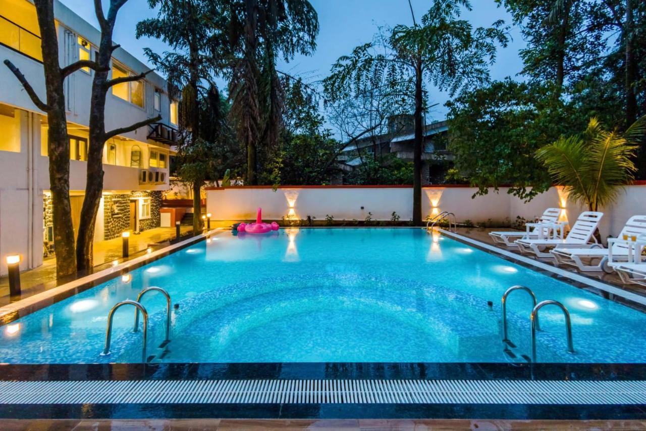 The Grey Medley By Stayvista With Mediterranean Interiors, Swimming Pool, Jacuzzi, Projector & A Lush Lawn With Gazebo Lonavala Εξωτερικό φωτογραφία