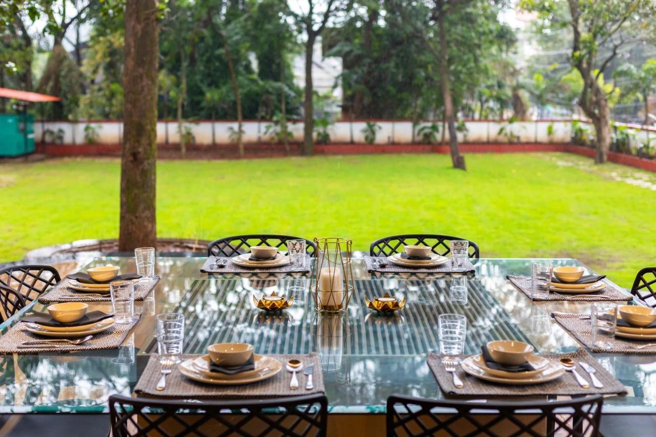 The Grey Medley By Stayvista With Mediterranean Interiors, Swimming Pool, Jacuzzi, Projector & A Lush Lawn With Gazebo Lonavala Εξωτερικό φωτογραφία
