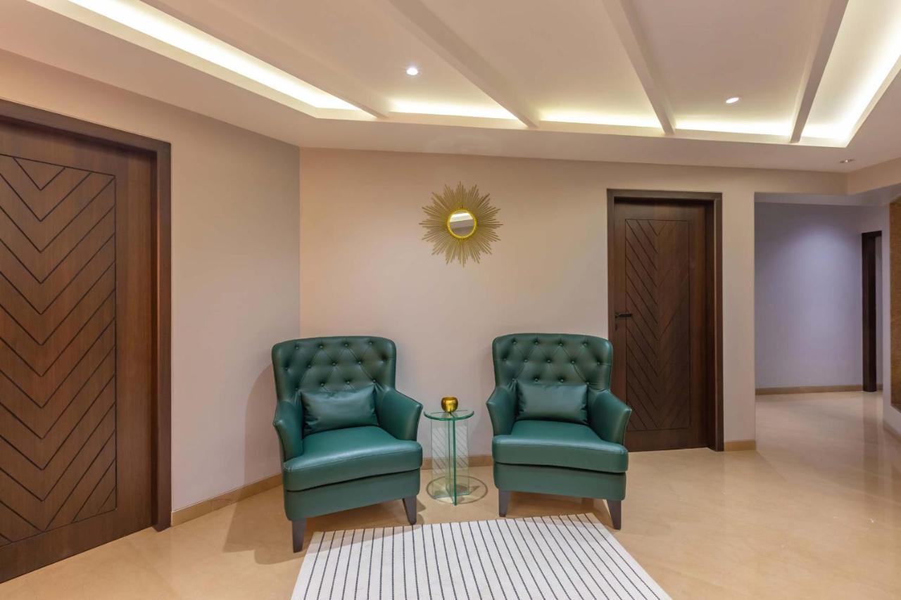 The Grey Medley By Stayvista With Mediterranean Interiors, Swimming Pool, Jacuzzi, Projector & A Lush Lawn With Gazebo Lonavala Εξωτερικό φωτογραφία